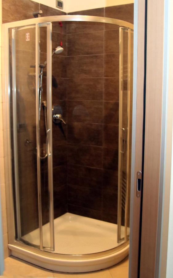 Dimoraviapiadue Apartment Savona Exterior foto