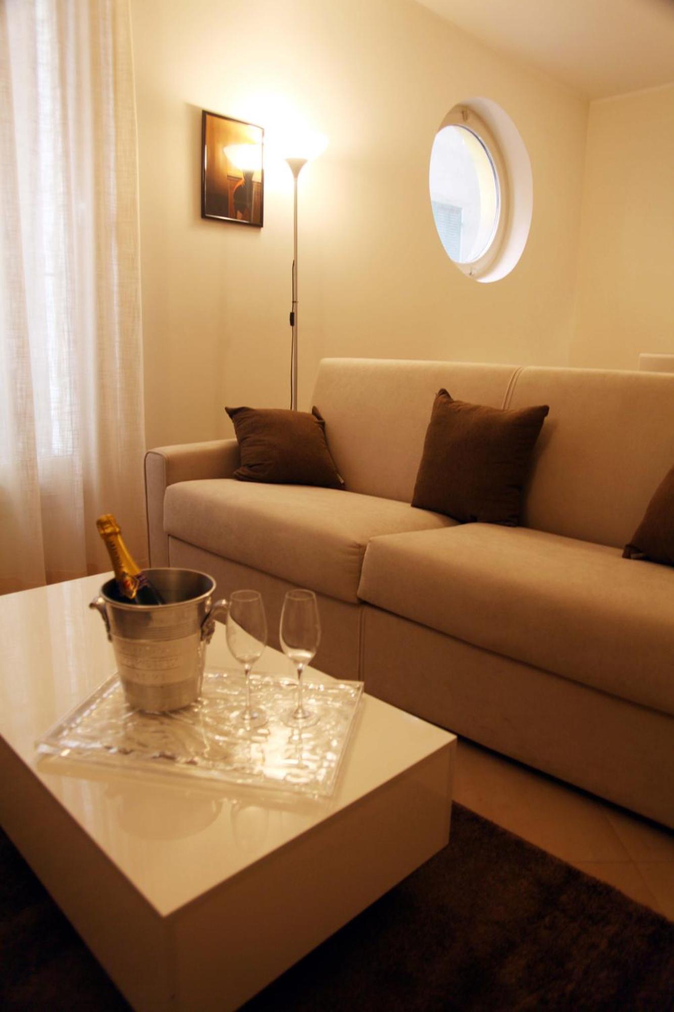 Dimoraviapiadue Apartment Savona Exterior foto